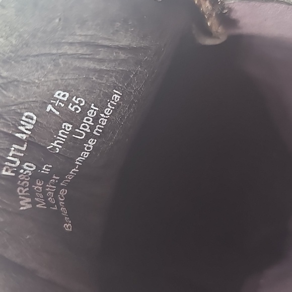 C Brown And Tan Water Proof Shoes Branding Is Dunham - Picture 6 of 7